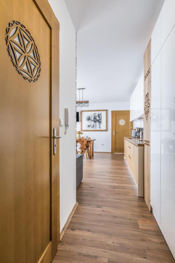 ApartHost Apartamenty Butorowy Koscielisko Bagian luar foto